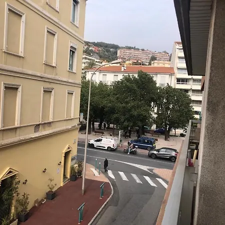 Lägenhet Premier