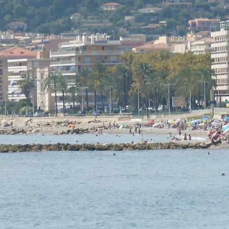 Premier Apartment Menton